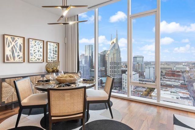 160 2nd Ave S Apt 2205, Nashville, TN 37201