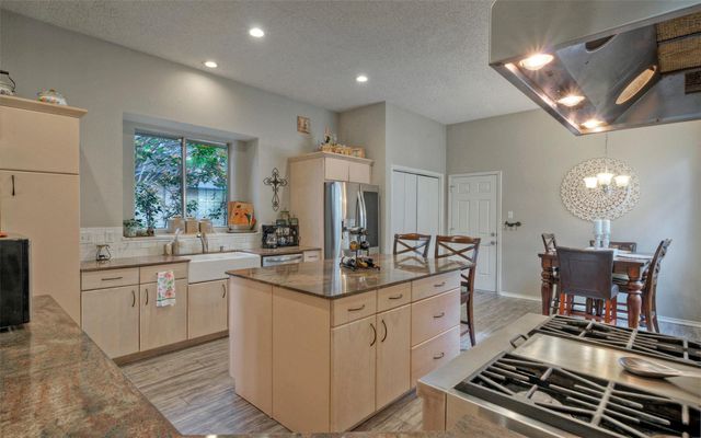 8105 Elkhorn Mountain TRL, Austin, TX 78729