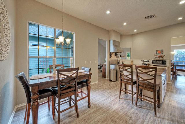 8105 Elkhorn Mountain TRL, Austin, TX 78729