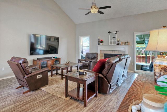 8105 Elkhorn Mountain TRL, Austin, TX 78729