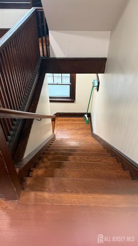25 Mountain Avenue, North Plainfield, NJ 07060