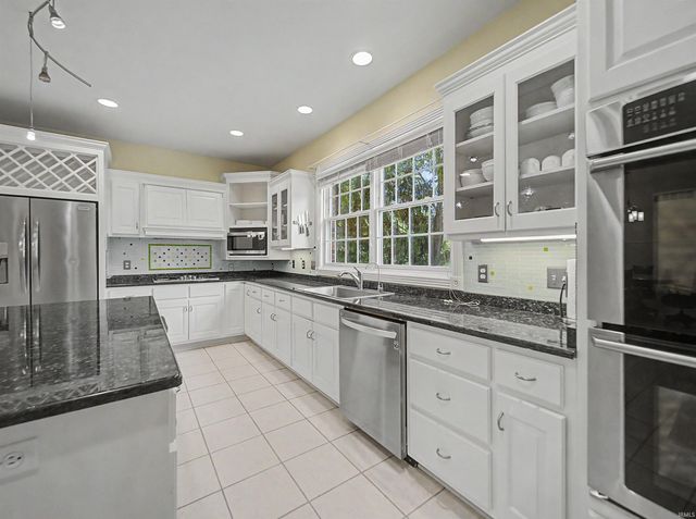 6288 Woodsboro Road, Newburgh, IN 47630