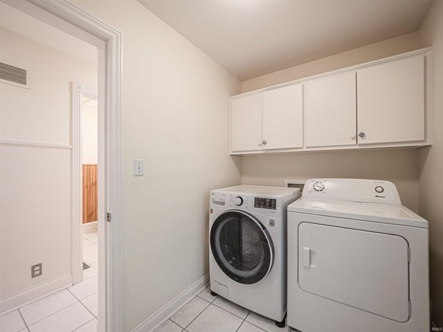 6288 Woodsboro Road, Newburgh, IN 47630