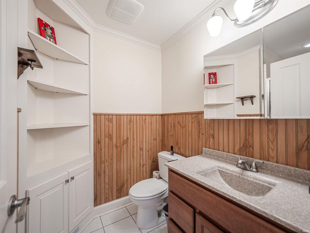 6288 Woodsboro Road, Newburgh, IN 47630
