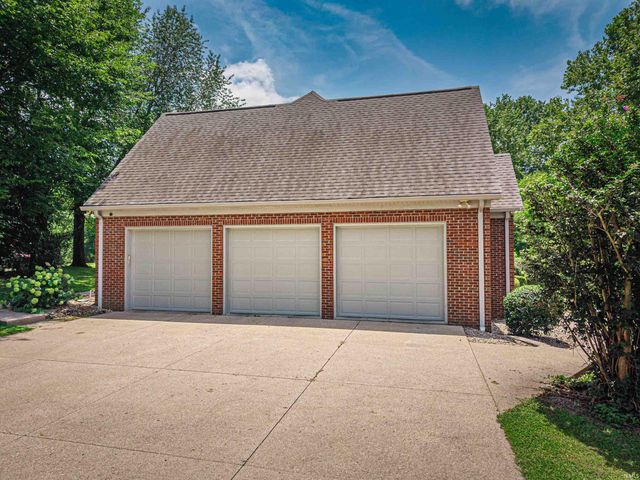 6288 Woodsboro Road, Newburgh, IN 47630