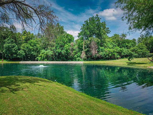 6288 Woodsboro Road, Newburgh, IN 47630