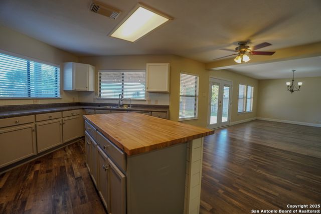 824 Willow Crossing, New Braunfels, TX 78130