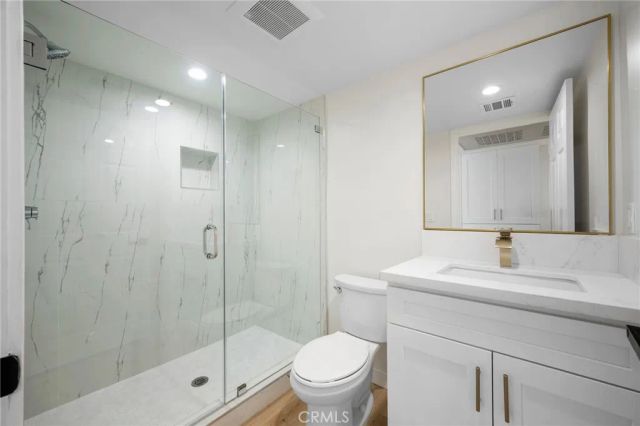 1025 Linden Avenue B, Glendale, CA 91201