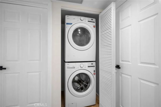 1025 Linden Avenue B, Glendale, CA 91201