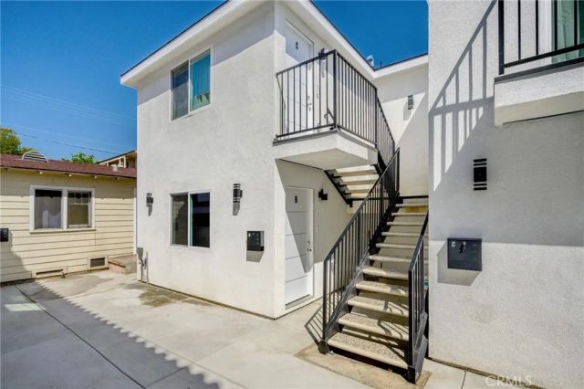 1025 Linden Avenue B, Glendale, CA 91201