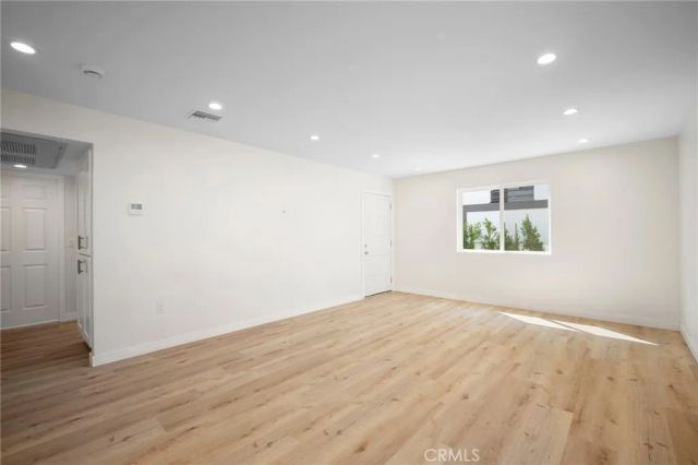 1025 Linden Avenue B, Glendale, CA 91201