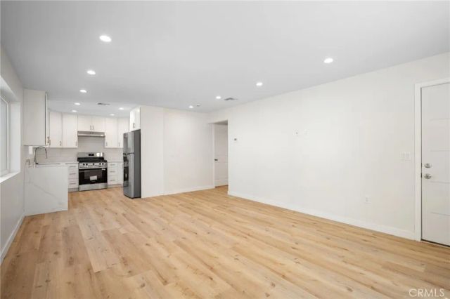 1025 Linden Avenue B, Glendale, CA 91201