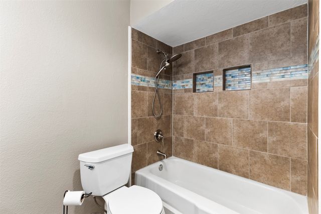 1705 Santa Clara Court, Grand Prairie, TX 75051