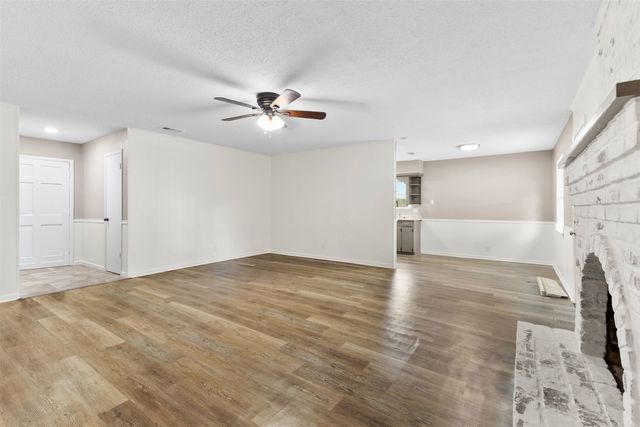 1705 Santa Clara Court, Grand Prairie, TX 75051