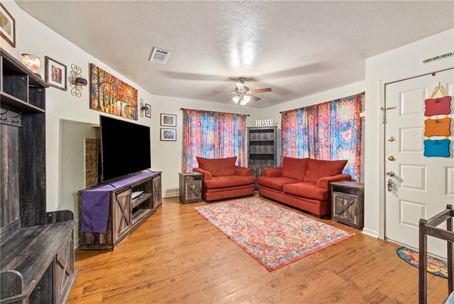 1205 April Bloom A - B, College Station, TX 77840