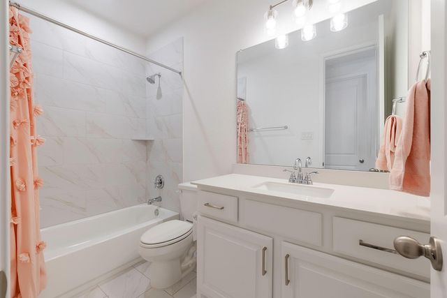 309 Hollister DR, Liberty Hill, TX 78642