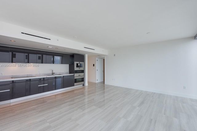 1451 Brickell Avenue 2103, Miami, FL 33131