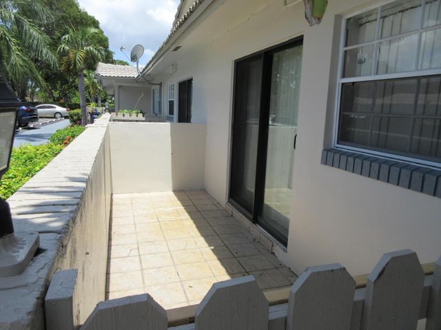 8601 NW 35th Street 9, Coral Springs, FL 33065