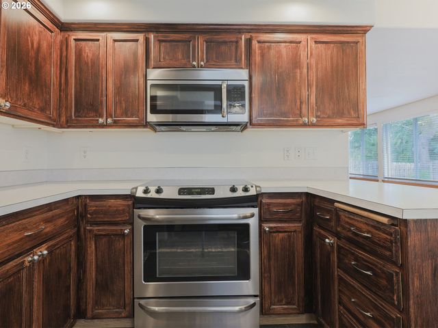 5213 Se COOT Way, Hillsboro, OR 97123