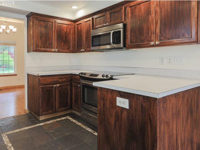 5213 Se COOT Way, Hillsboro, OR 97123