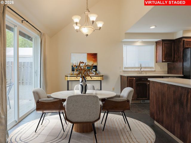 5213 Se COOT Way, Hillsboro, OR 97123