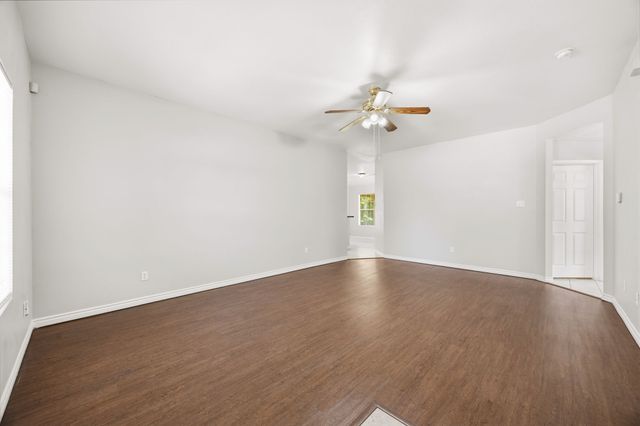 2206 Spikes Street, Grand Prairie, TX 75051