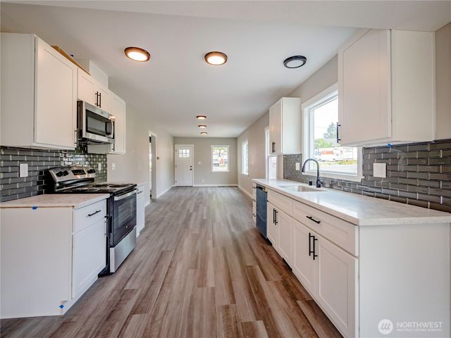 120 Phoenix Street NE, Olympia, WA 98506