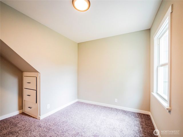 120 Phoenix Street NE, Olympia, WA 98506