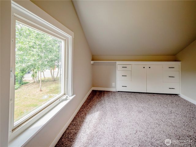 120 Phoenix Street NE, Olympia, WA 98506