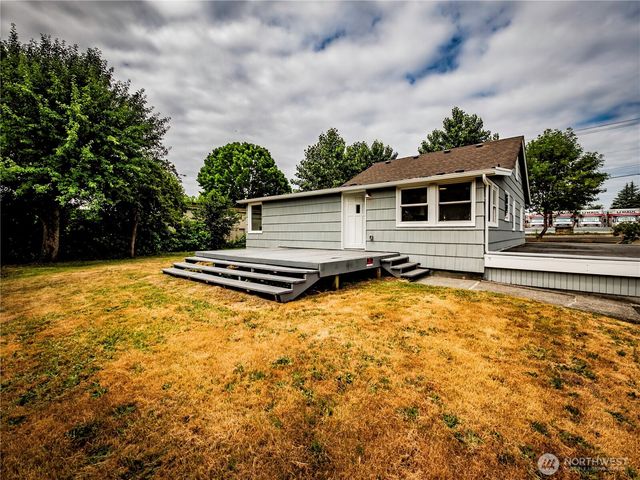 120 Phoenix Street NE, Olympia, WA 98506