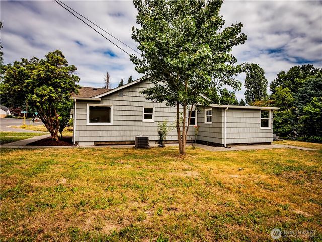 120 Phoenix Street NE, Olympia, WA 98506