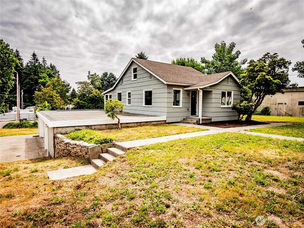 120 Phoenix Street NE, Olympia, WA 98506