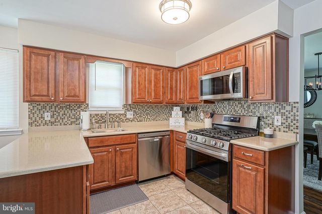 1794 WITHERSPOON CT, Turnersville, NJ 08012