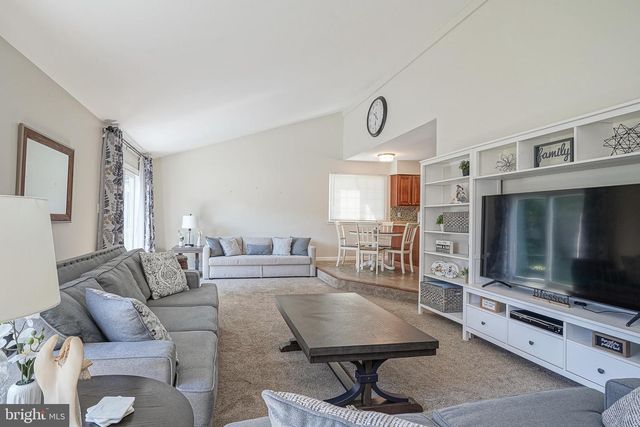 1794 WITHERSPOON CT, Turnersville, NJ 08012