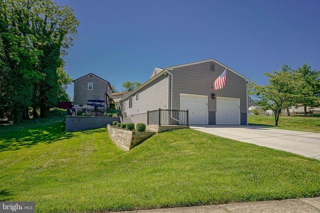 1794 WITHERSPOON CT, Turnersville, NJ 08012