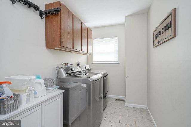 1794 WITHERSPOON CT, Turnersville, NJ 08012