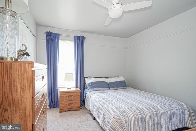 1794 WITHERSPOON CT, Turnersville, NJ 08012