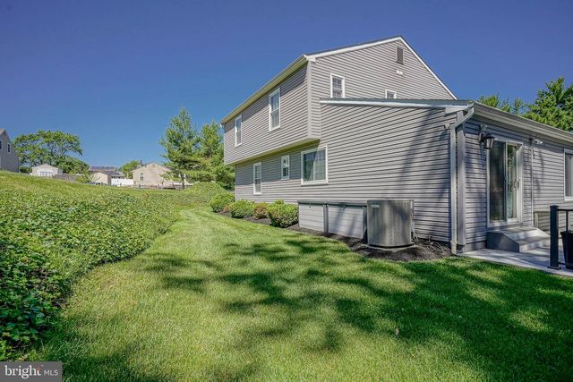 1794 WITHERSPOON CT, Turnersville, NJ 08012