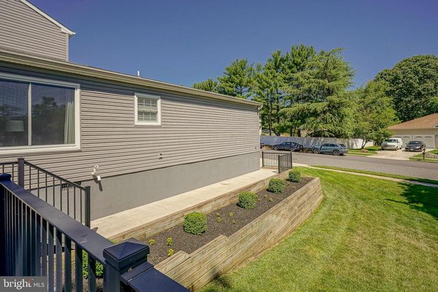1794 WITHERSPOON CT, Turnersville, NJ 08012
