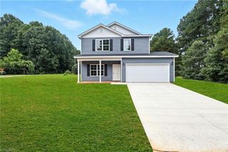 490 E Ridge Avenue, Liberty, NC 27298