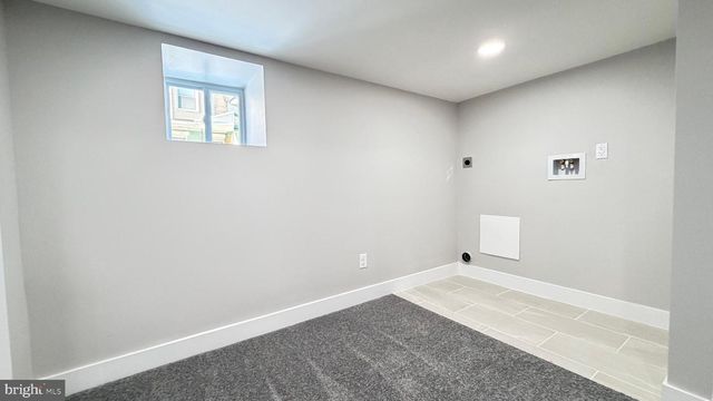 5822 WINDSOR AVE, Philadelphia, PA 19143