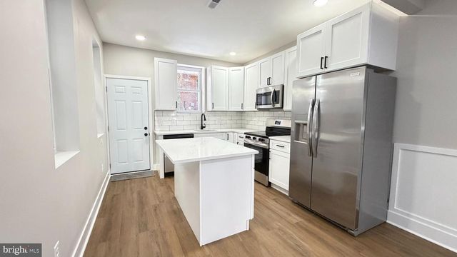 5822 WINDSOR AVE, Philadelphia, PA 19143