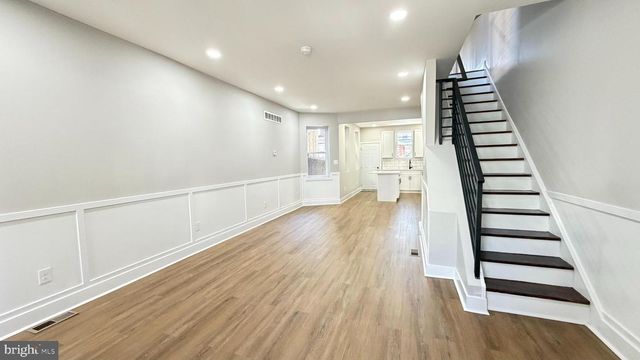 5822 WINDSOR AVE, Philadelphia, PA 19143