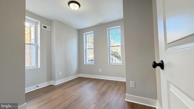 5822 WINDSOR AVE, Philadelphia, PA 19143