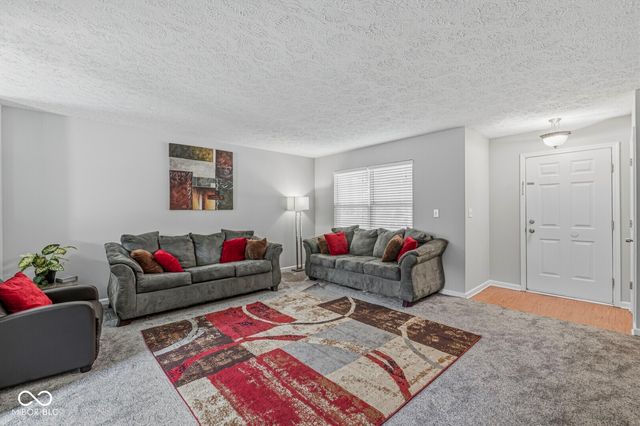2459 Foxtail Drive, Plainfield, IN 46168