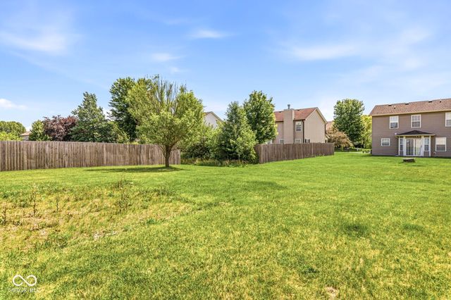 2459 Foxtail Drive, Plainfield, IN 46168