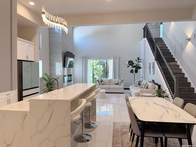 11 LISER GLN, San Antonio, TX 78257
