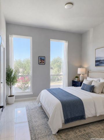 11 LISER GLN, San Antonio, TX 78257
