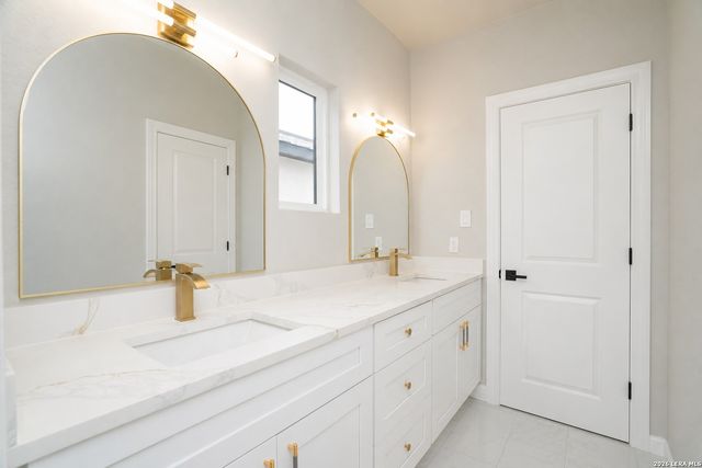 11 LISER GLN, San Antonio, TX 78257