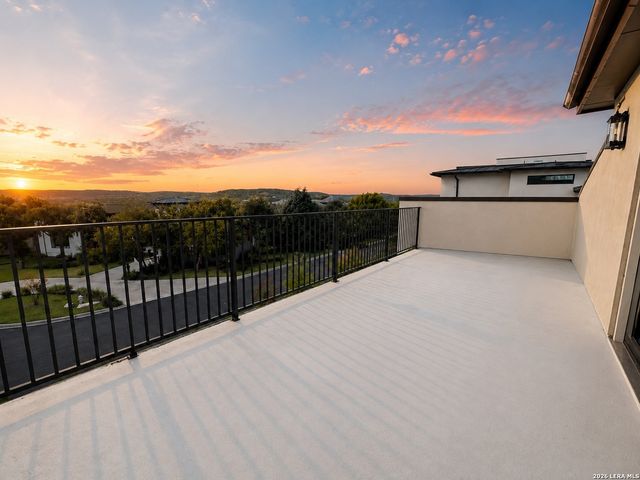 11 LISER GLN, San Antonio, TX 78257